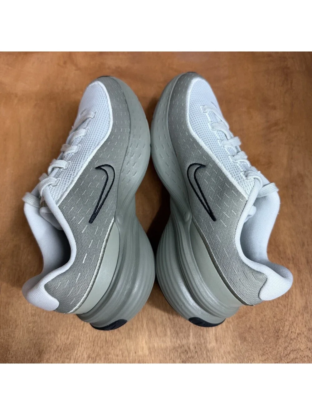 Nike uplift scgs